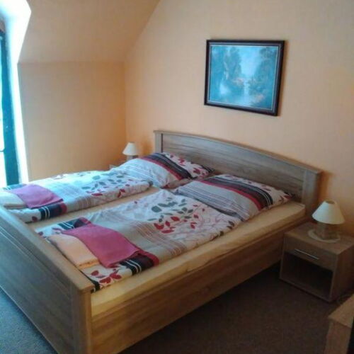 Pokoj se sprchou  pro 2 os.