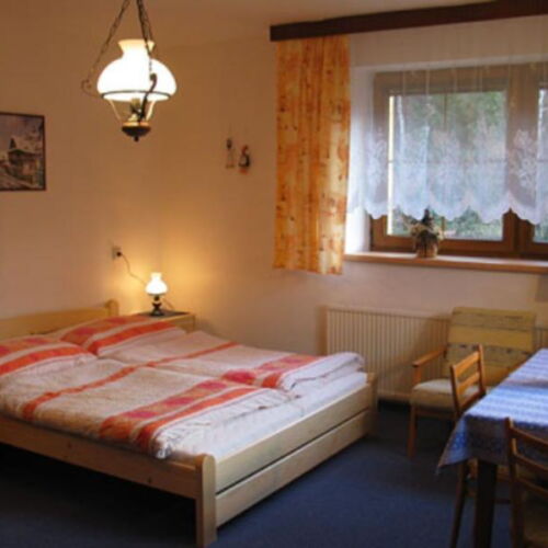 Pokoj se sprchou s vlastní kuchyňkou pro 3 os.