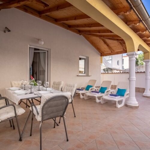 Superior Ground Floor 2-Room Apartment for 4 Persons (extra bed available)