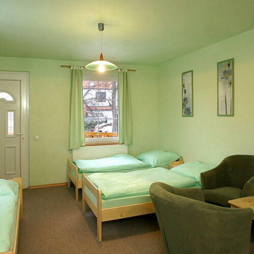 Pokoj se sprchou  pro 3 os. (s možností přistýlky)