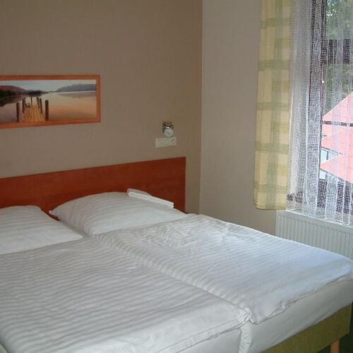 Apartament cu duș cu 2 camere pentru 5 pers.