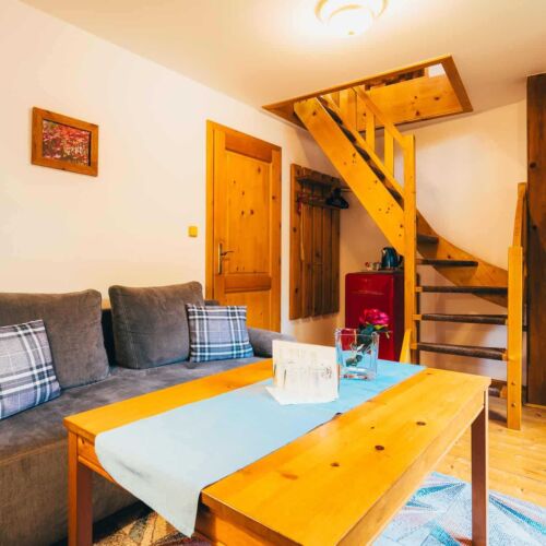 Pokój 3-osobowy z prysznicem (możliwa dostawka)