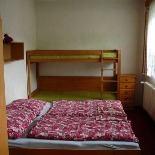 Čtyřlůžkový pokoj bez sociálního zařízení