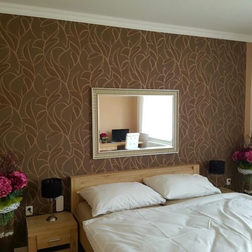 Pokoj s manželskou postelí