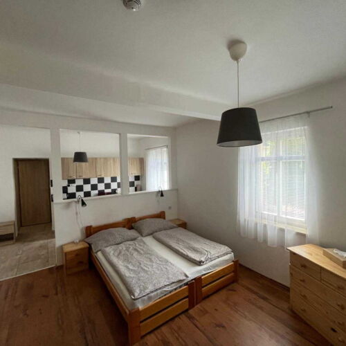 Apartman se sprchou s vlastní kuchyňkou pro 2 os.