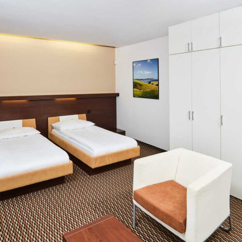 Standard Pokoj se sprchou pro 2 os.