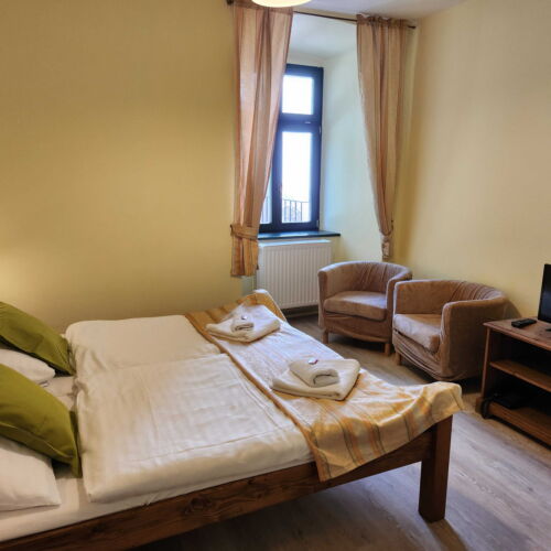 Standard Double Room with Shower