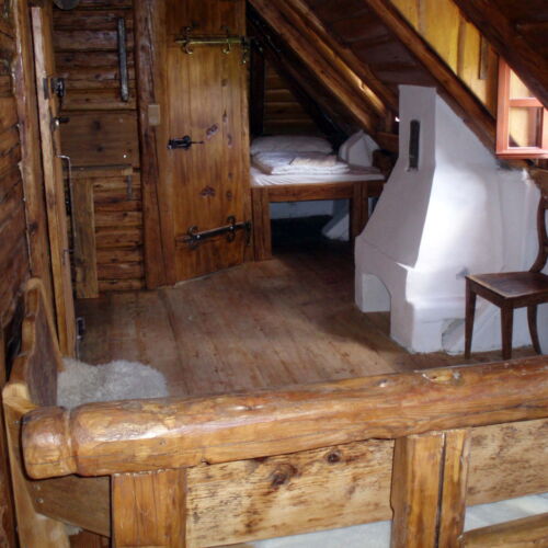 Pokoj se sprchou  pro 5 os.