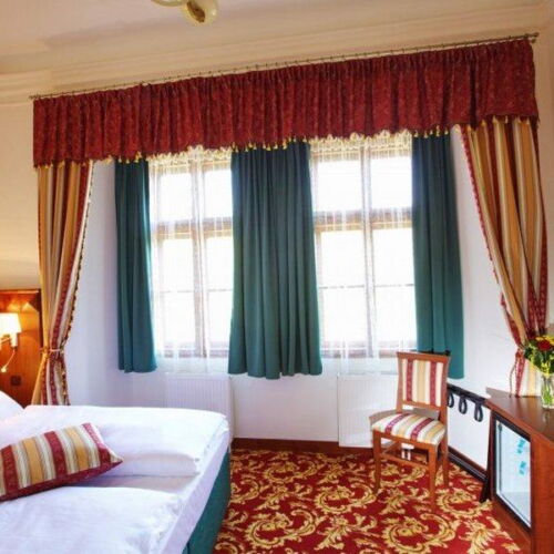 Deluxe Double Room with Shower