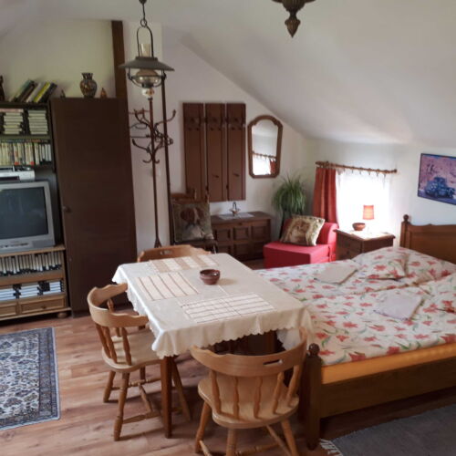 Apartman pro 5 os. s 1 ložnicí (s možností přistýlky)