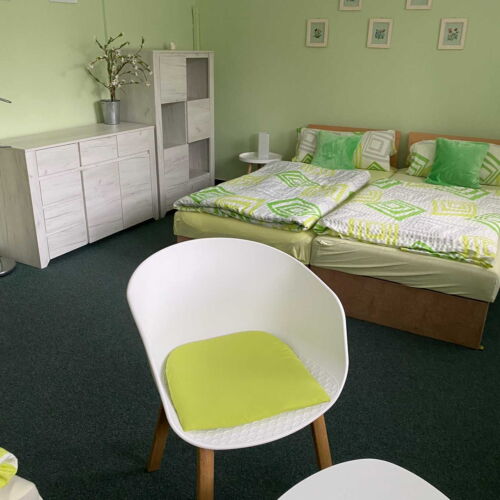 Apartman se sprchou s vlastní kuchyňkou pro 4 os. s 1 ložnicí