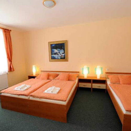Triple Room with Flat Screen Tv and Private Bathroom