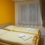 Apartman se sprchou  pro 3 os.