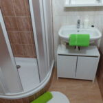 Triple Room with Shower and Kitchenette