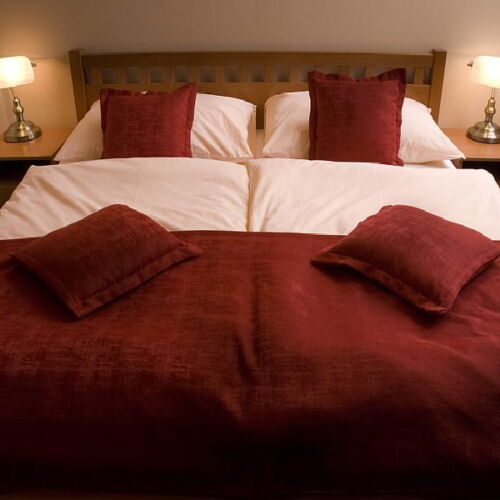 Camera twin cu aer condiționat