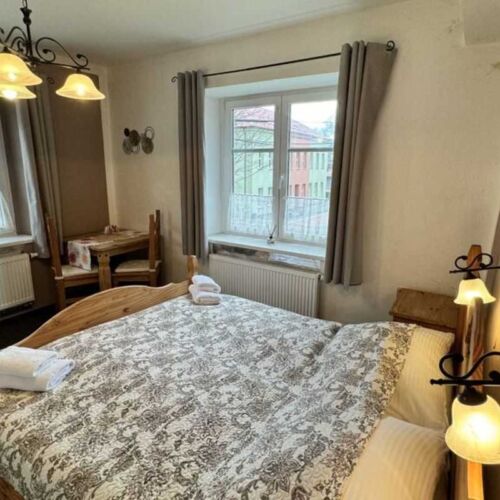 Camera dubla deluxe (se poate solicita pat suplimentar)