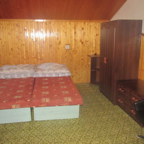 Apartament 4-osobowy z prysznicem z 1 pomieszczeniem sypialnianym