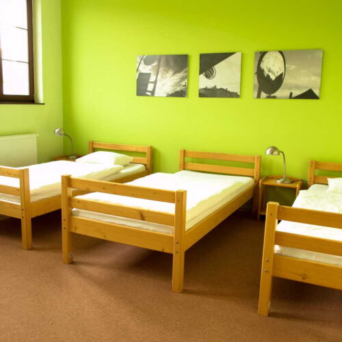 Pokoj se sprchou  pro 3 os.