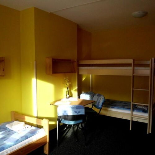 Pokoj se sprchou  pro 3 os.