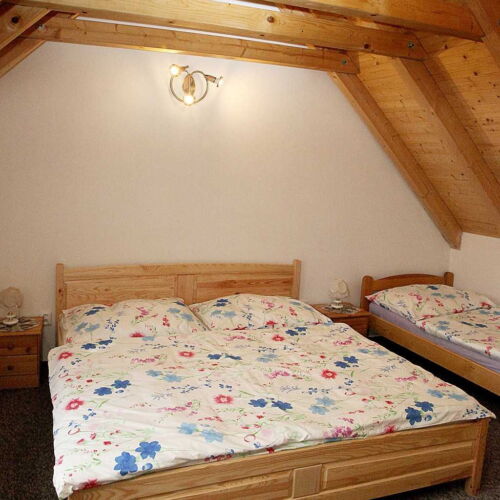 Apartament cu chicinetă proprie pentru 4 pers.