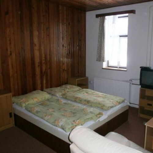 Pokoj se sprchou  pro 6 os.