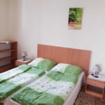 Apartment for 5 Persons with Shower (extra bed available)
