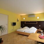 Air Conditioned Twin Room with Shower