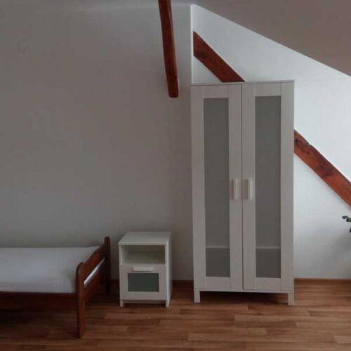 Camera cu duș pentru 6 pers.