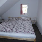 Apartment for 8 Persons with Shower and Kitchenette (extra beds available)