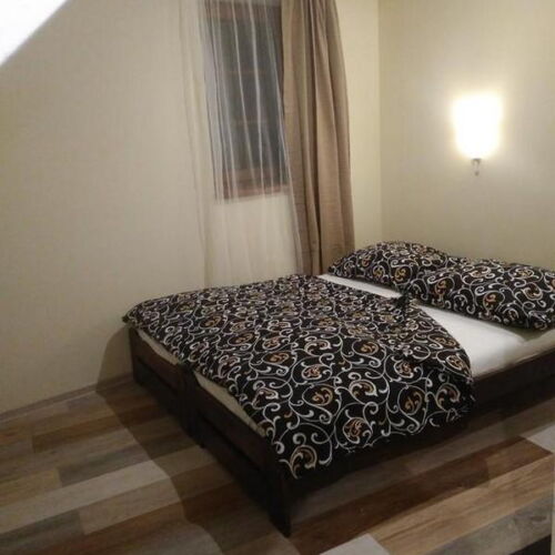 Pokój 4-osobowy z łazienką z prysznicem