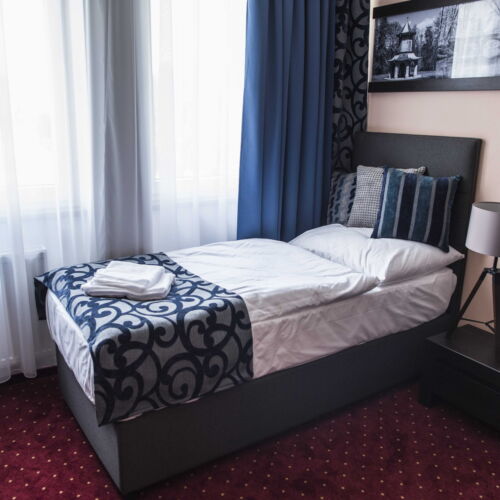 Camera single cu duș