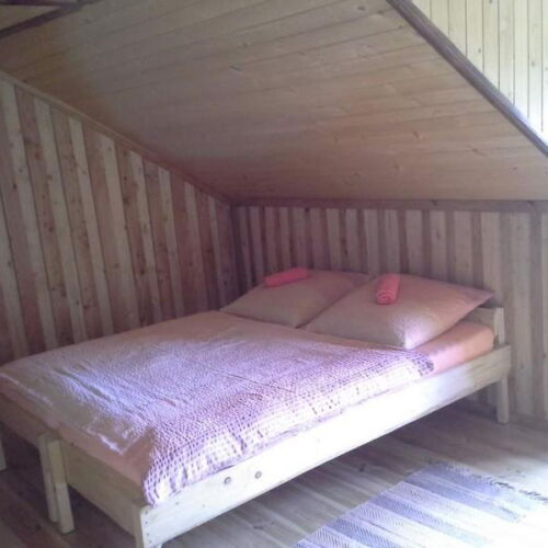 Apartament 3-osobowy z prysznicem z aneksem kuchennym (możliwa dostawka)