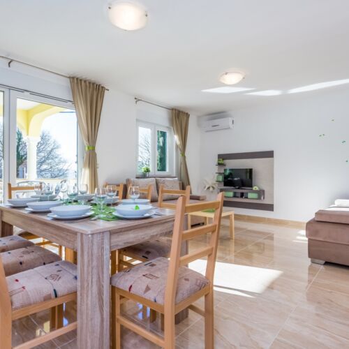 Premium Family Villa for 6 Persons