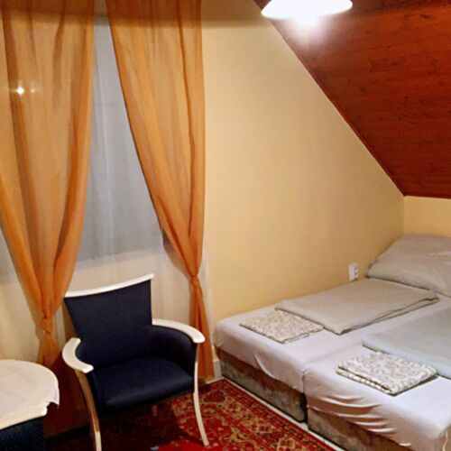 Pokój 2-osobowy Bronze Tourist (możliwa dostawka)