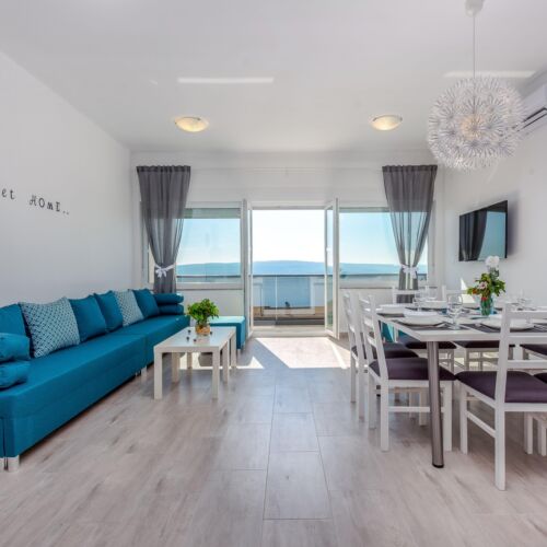 Sea View Exclusive 3-Room Apartment for 6 Persons