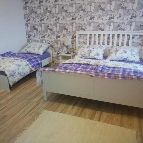 2-Zimmer-Apartment für 4 Personen mit Dusche und Terasse (Zusatzbett möglich)