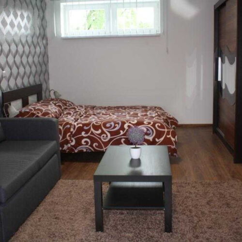 1-Zimmer-Apartment für 4 Personen mit Dusche und Eigner Küche