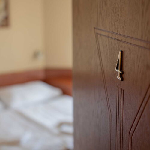 Pokoj se sprchou s klimatizací pro 2 os.