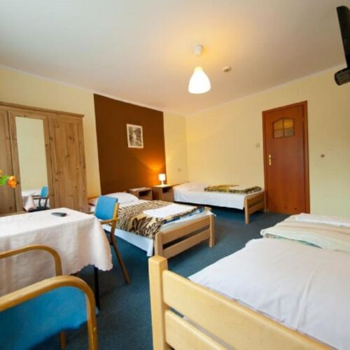 Pokój 5-osobowy z łazienką z telewizorem LCD/plazmą