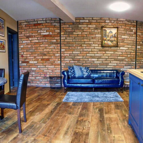 Apartman se sprchou s vlastní kuchyňkou pro 2 os.