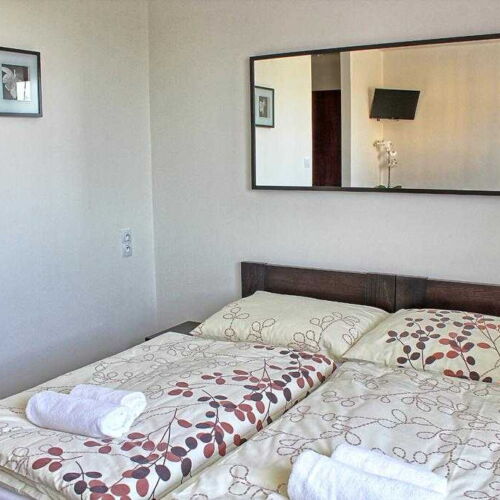 Pokój 3-osobowy z prysznicem z klimatyzacją