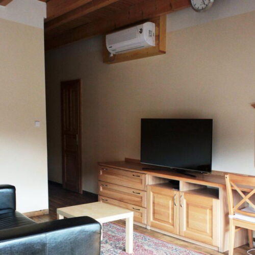 Deluxe Pokoj s klimatizací pro 2 os. (s možností přistýlky)