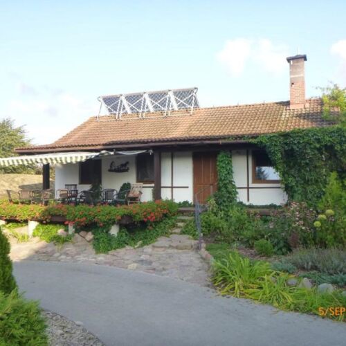 Domek weekendowy 2-osobowy Family z widokiem na ogród