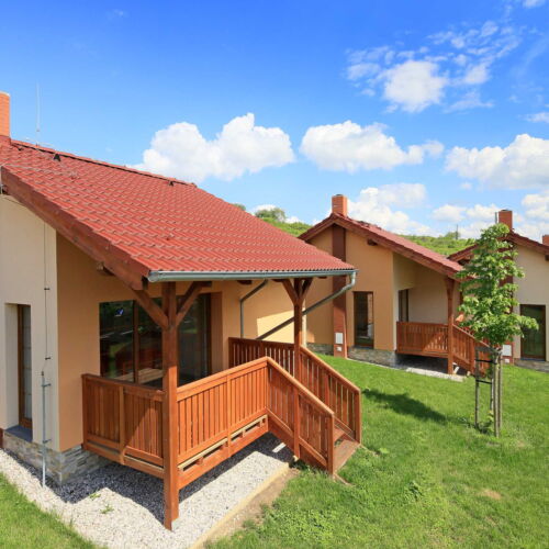 Bungalow for 2 Persons with Shower and Kitchenette (extra beds available)
