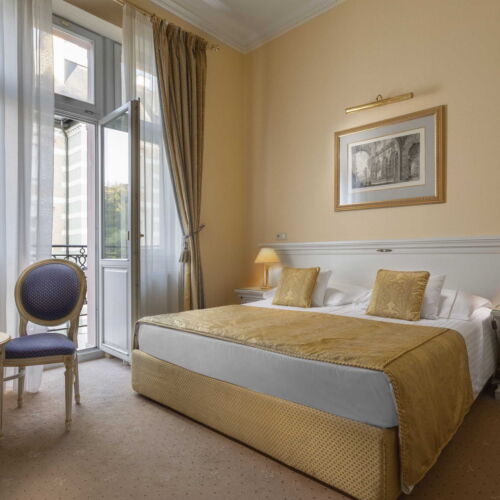 Standard  Pokoj s manželskou postelí