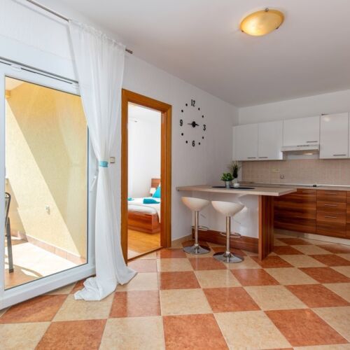 Sea View Exclusive 1-Room Apartment for 2 Persons (extra bed available)