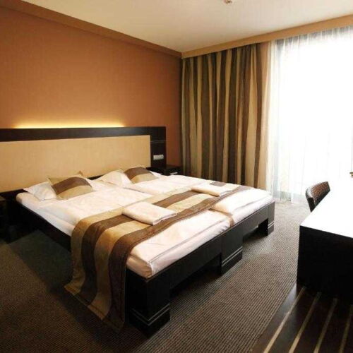 Pokój 2-osobowy z prysznicem z klimatyzacją