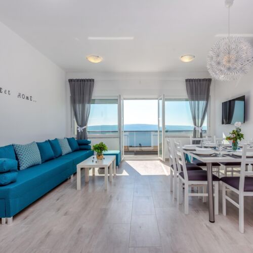 Sea View Premium 3-Room Apartment for 6 Persons