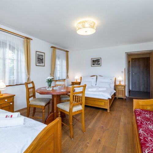 Deluxe Mountain View Triple Room