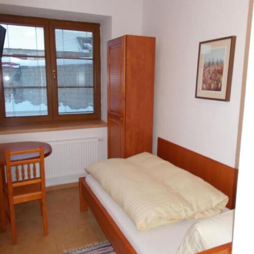 Pokój 1-osobowy z prysznicem ze wspólnym aneksem kuchennym